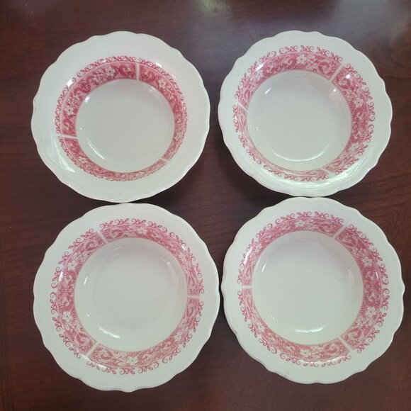Set Of 4 Syracuse China 9-C-6 Strawberry Hill Floral Pink/White Scalloped Edge S - Picture 1 of 5